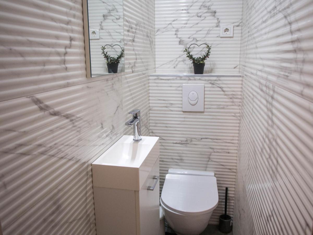 Apartman Adeari Zagreb Exterior foto